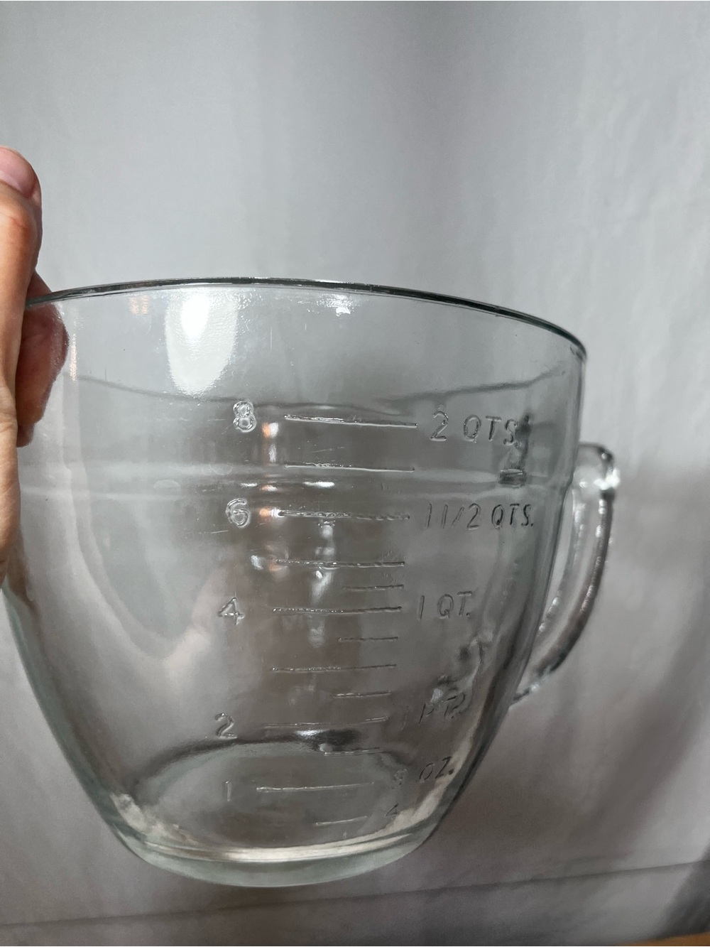 Large Glass Measuring Batter Bowl Heavy Duty 8 Cup 2 Quarts 2000ml Pour Spout - Picture 6 of 9